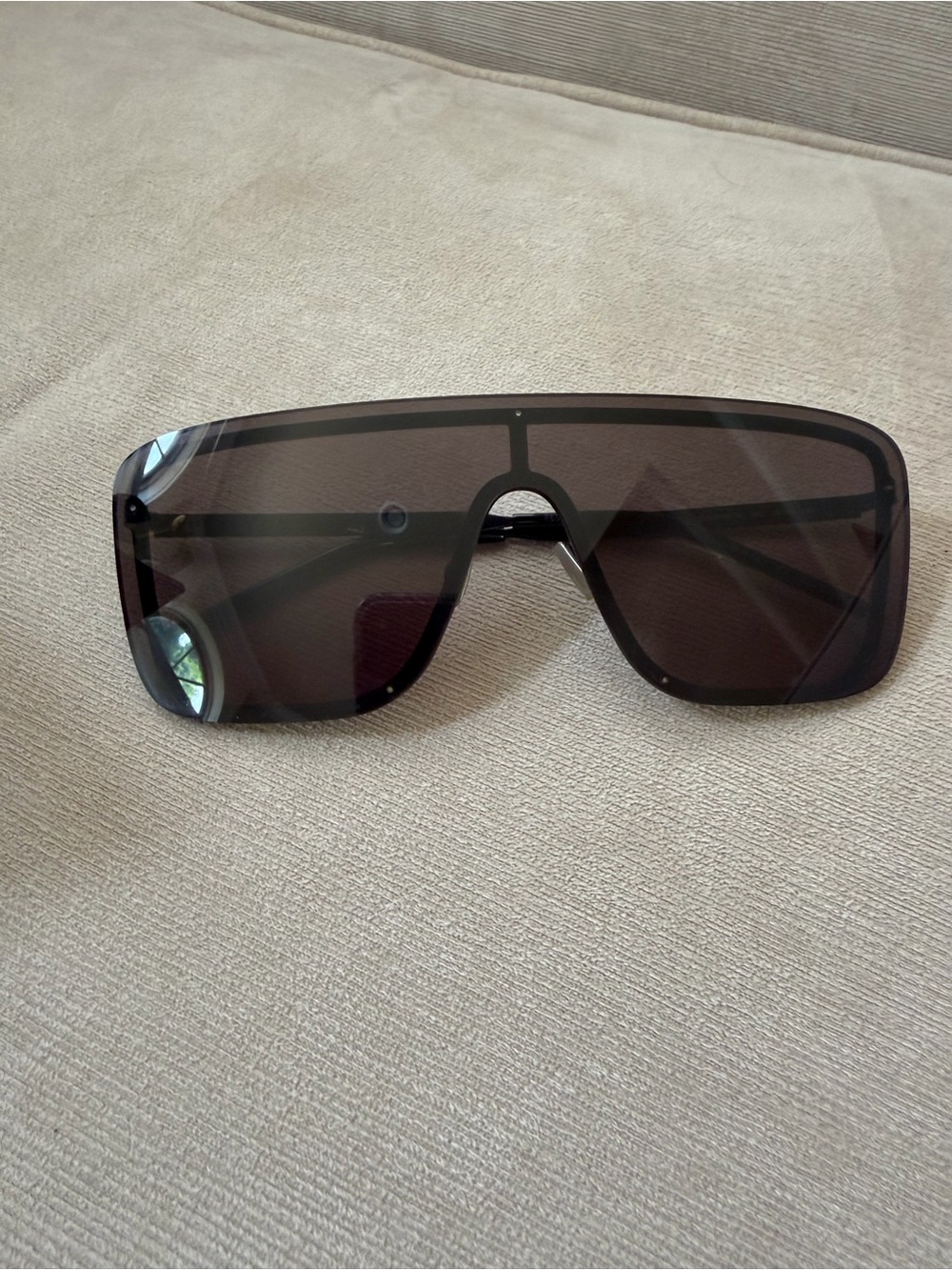 Saint Laurent Oversized Shield Sunglasses - Black